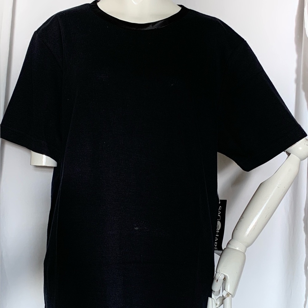 Black top short sleeve by Sag Harbor